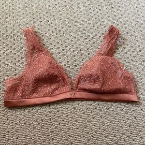 NWT Victoria’s Secret Lace Bralette | S